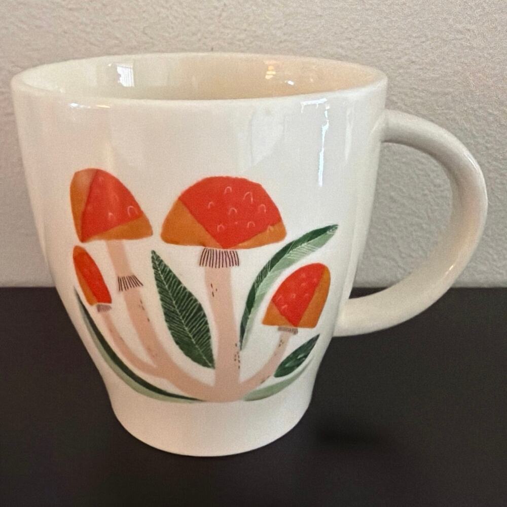 Brand New 14oz Mushroom Stoneware Mug White Orange Kenzie Kay